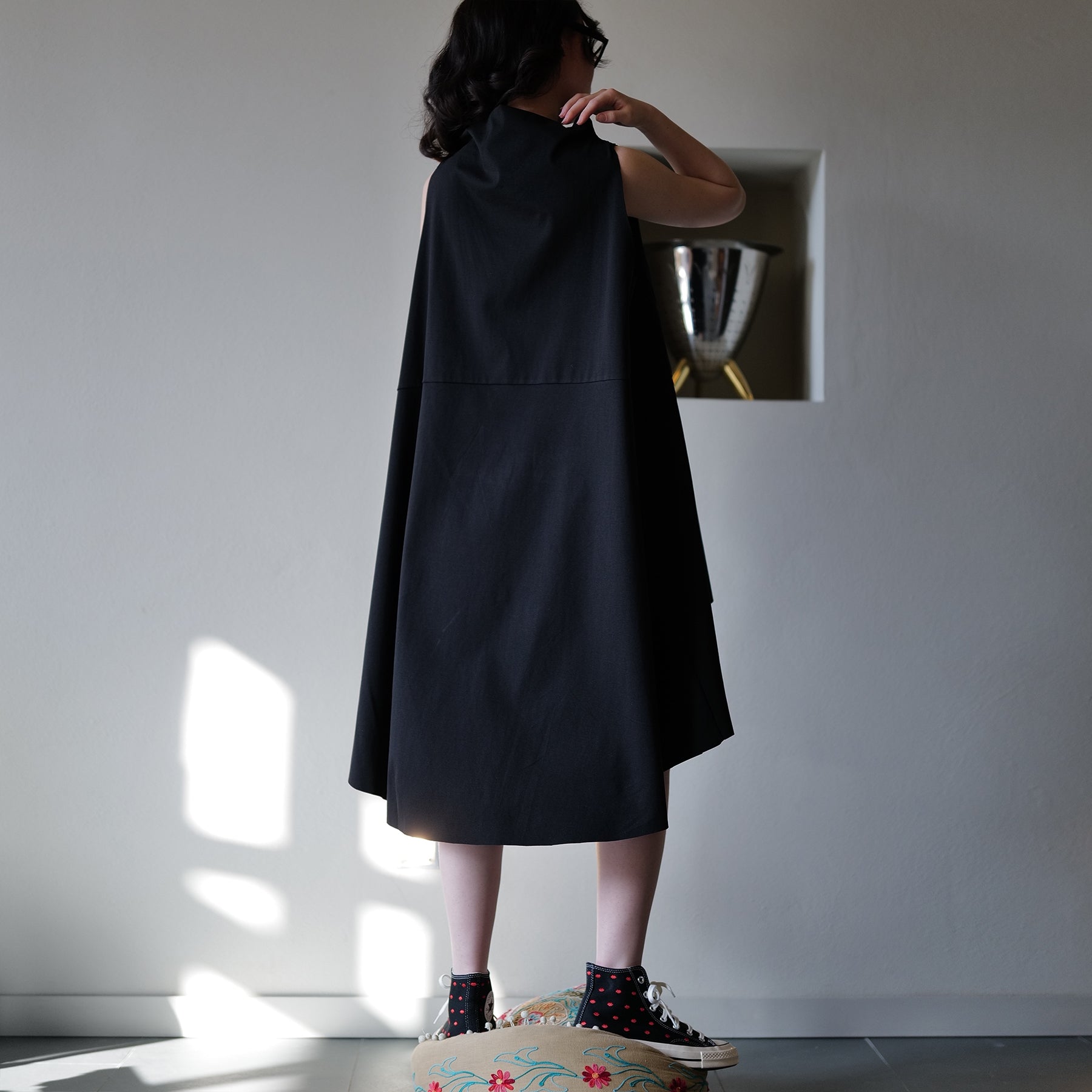 SLEEVELESS DRESS WITH SLITS