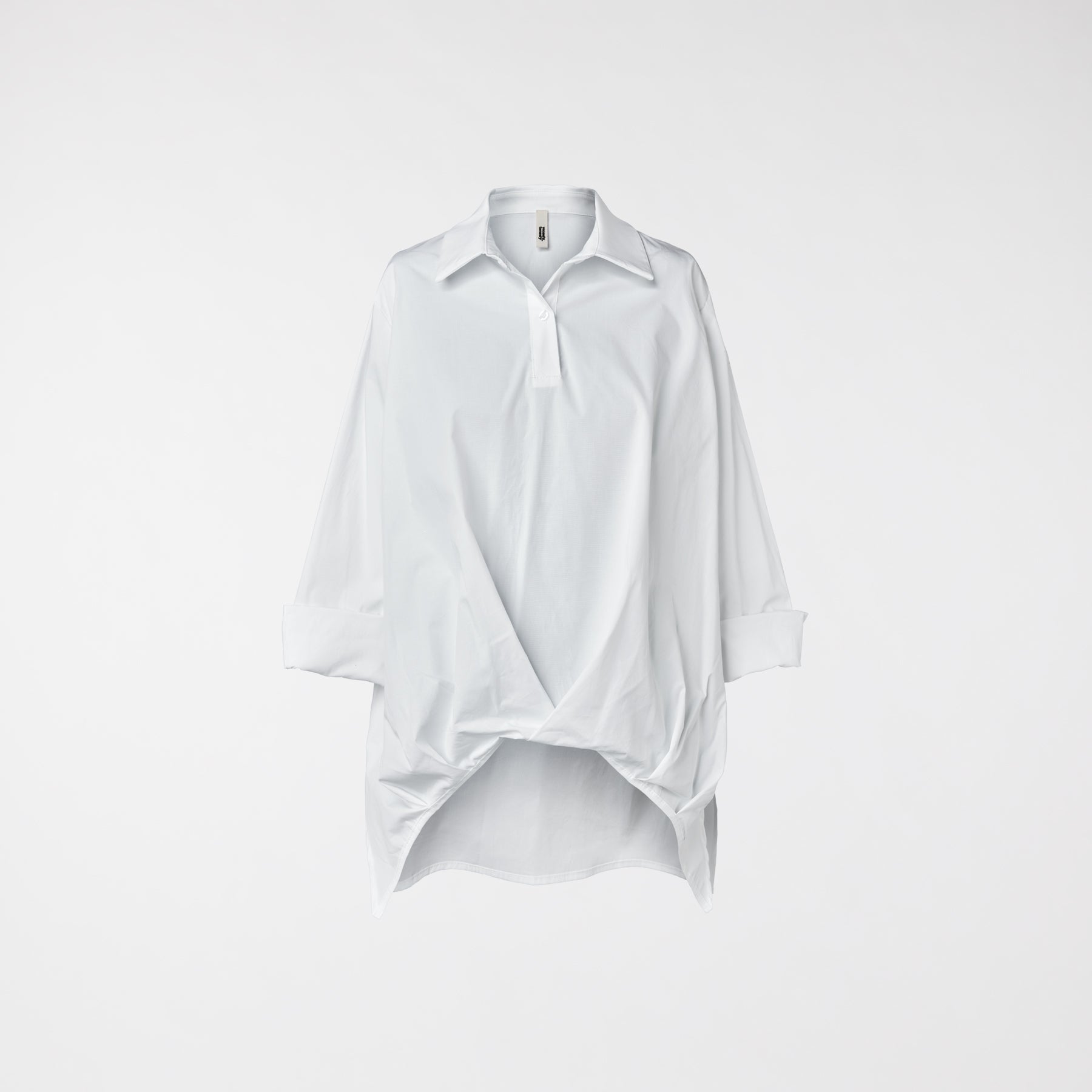 CAMISA CON ENTRETELA FRONTAL