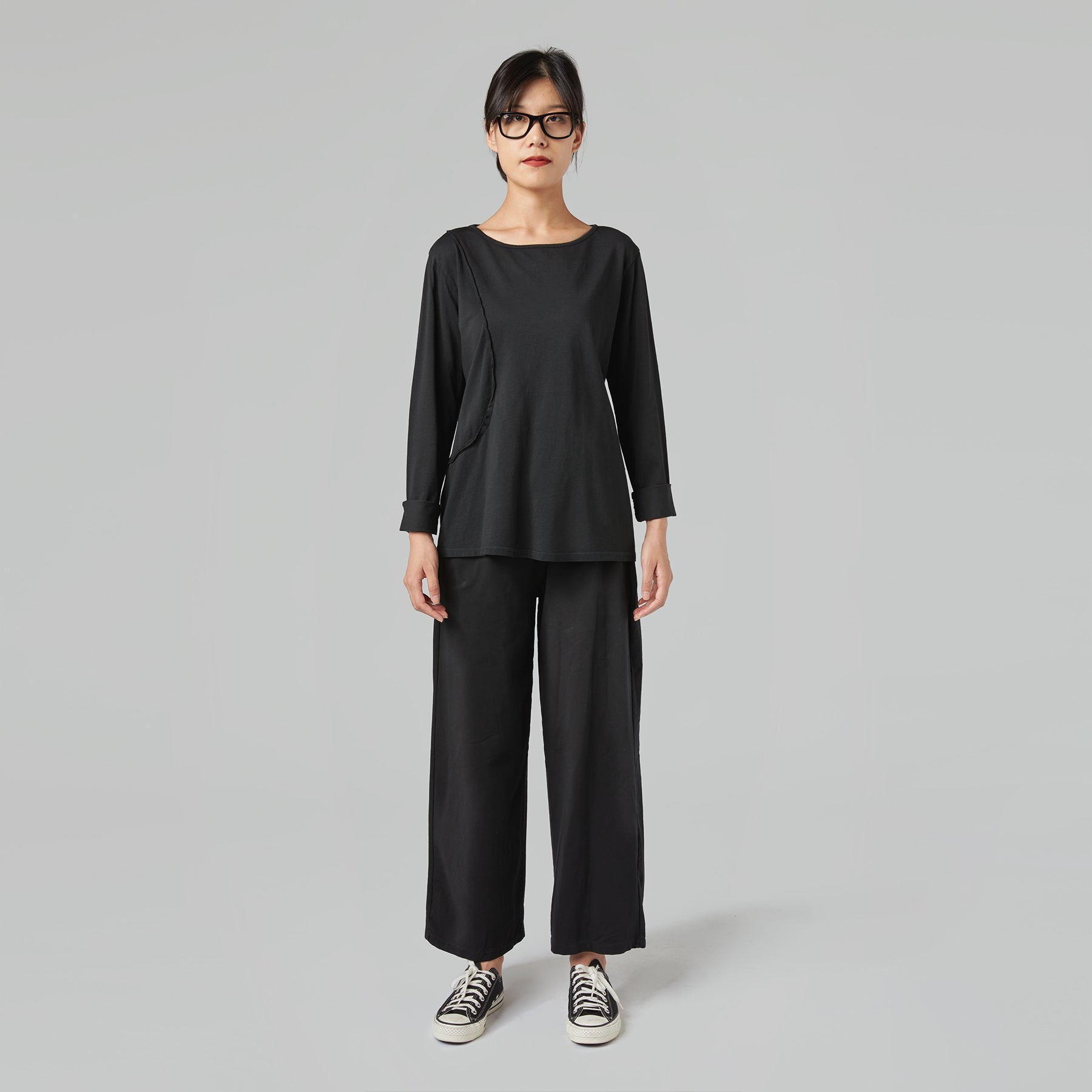 T-SHIRT CON DETTAGLIO CUCITURE