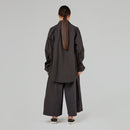 CAMICIA CON DETTAGLIO RIPIEGATO SUL POLSO