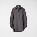 CAMICIA CON DETTAGLIO RIPIEGATO SUL POLSO