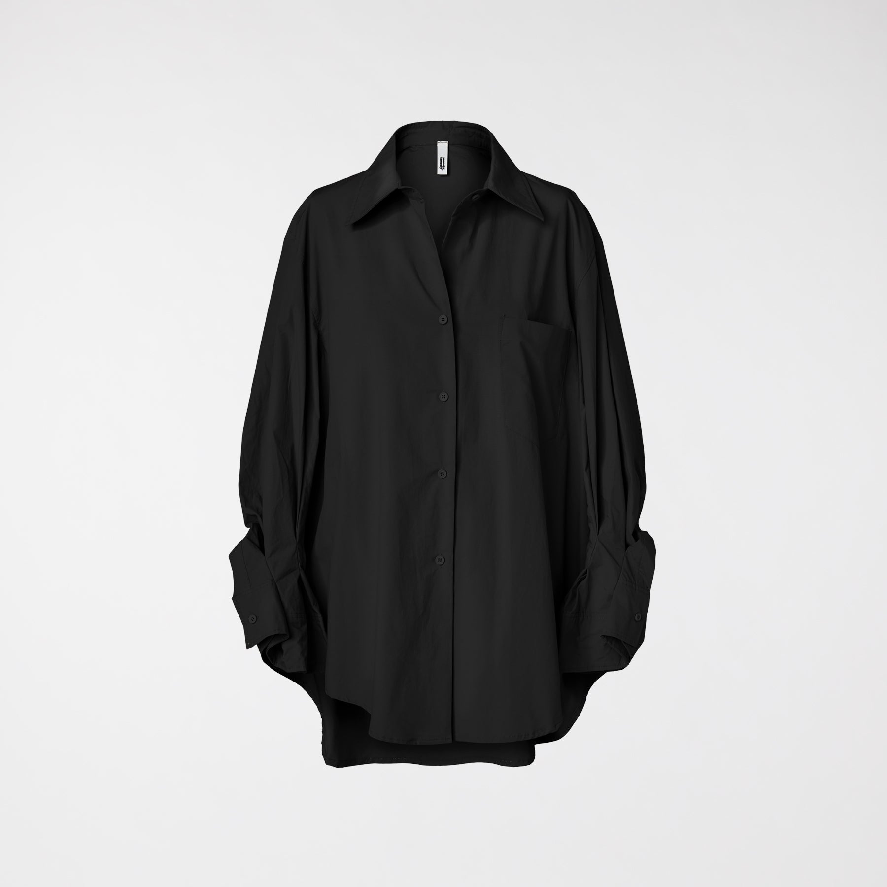 CAMICIA CON DETTAGLIO RIPIEGATO SUL POLSO