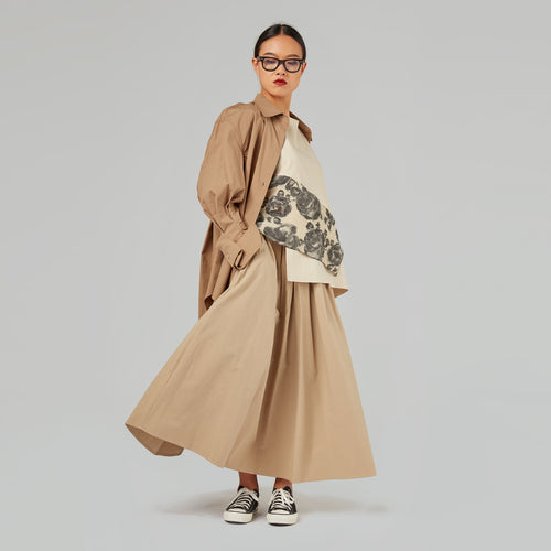 CAMICIA CON DETTAGLIO RIPIEGATO SUL POLSO