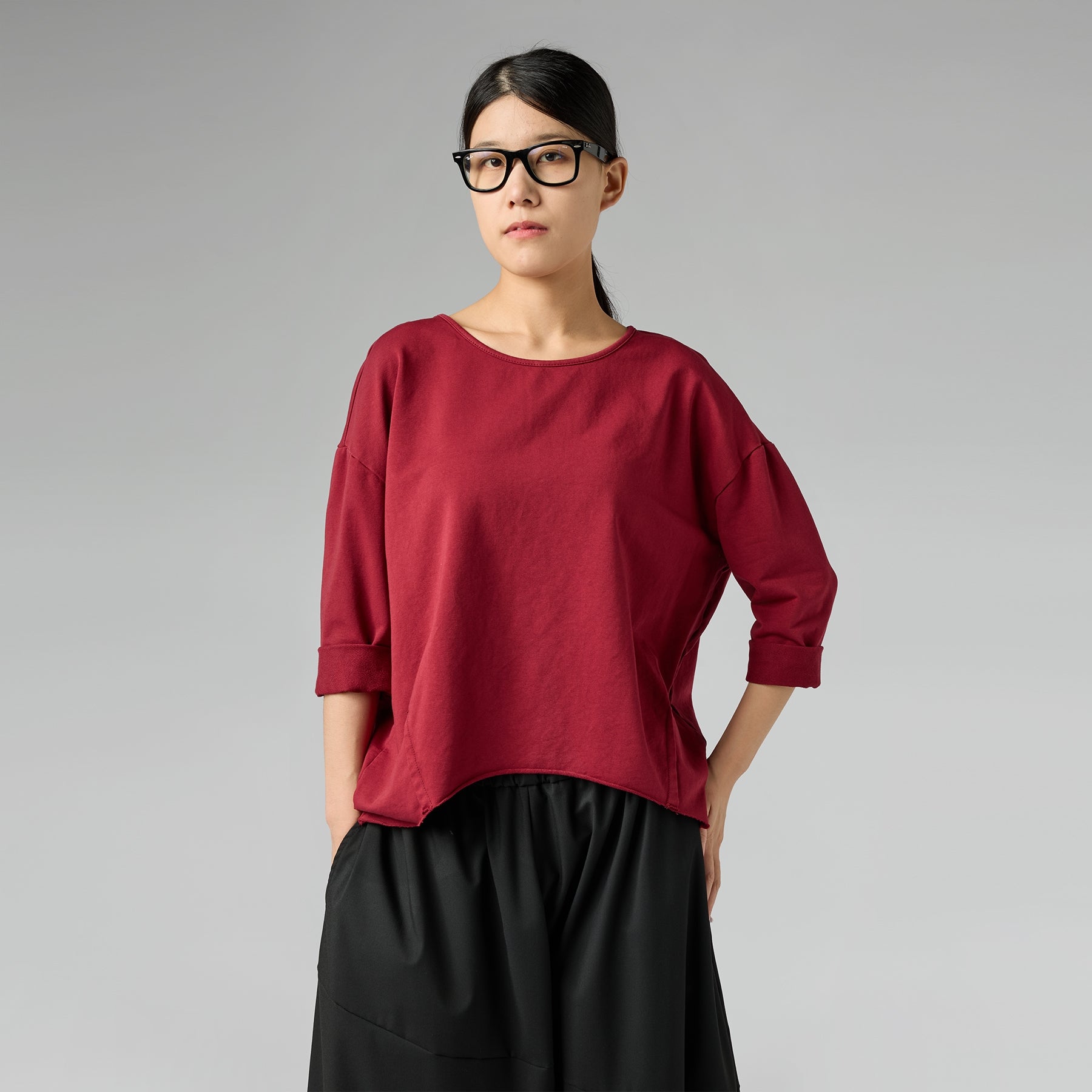 SWEATSHIRT WITH BACK SPLIT