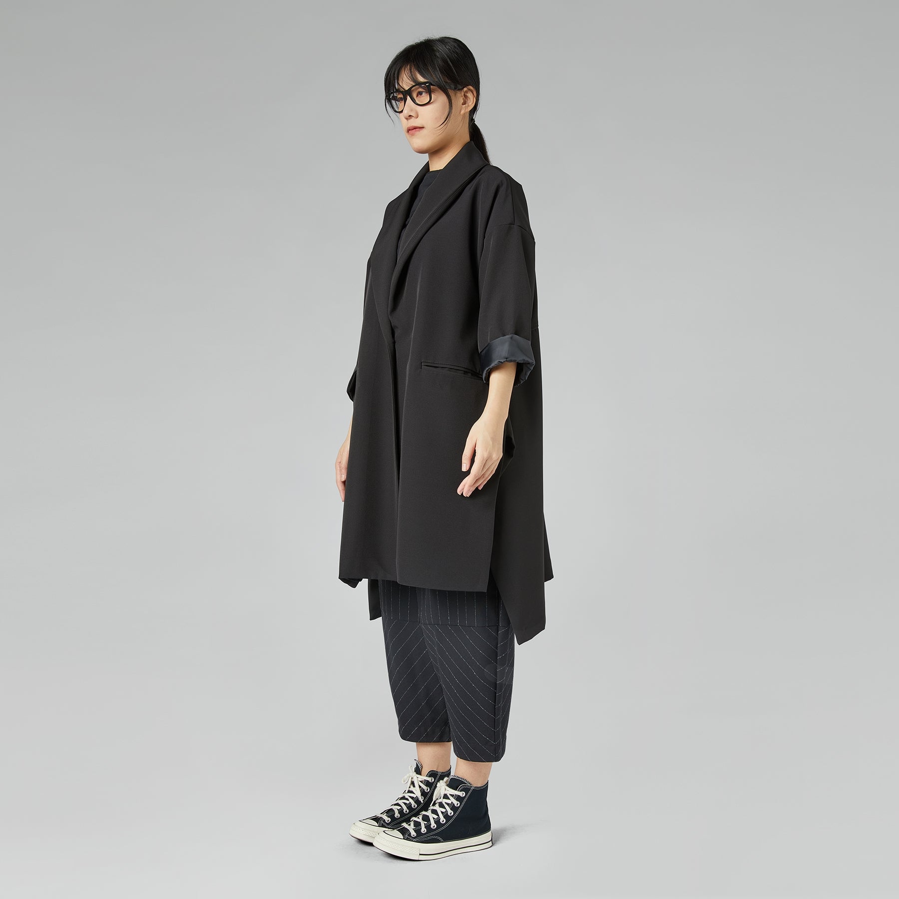 KURTKA Z PODSZEWKĄ I ROZCIĘCIAMI