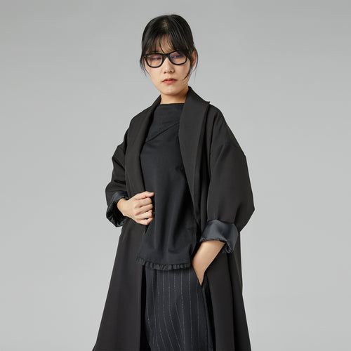 KURTKA Z PODSZEWKĄ I ROZCIĘCIAMI