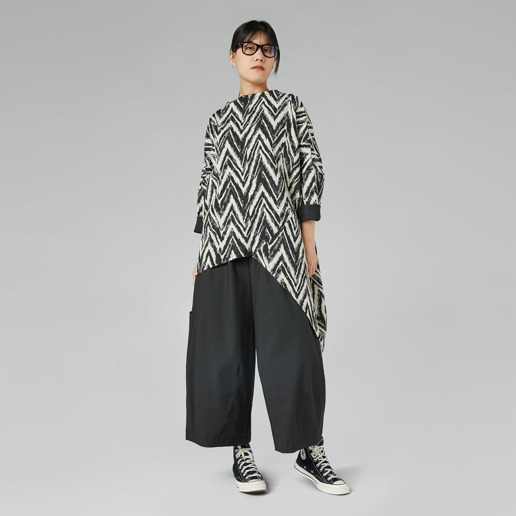 PANTALON LARGE À POCHES NOIR