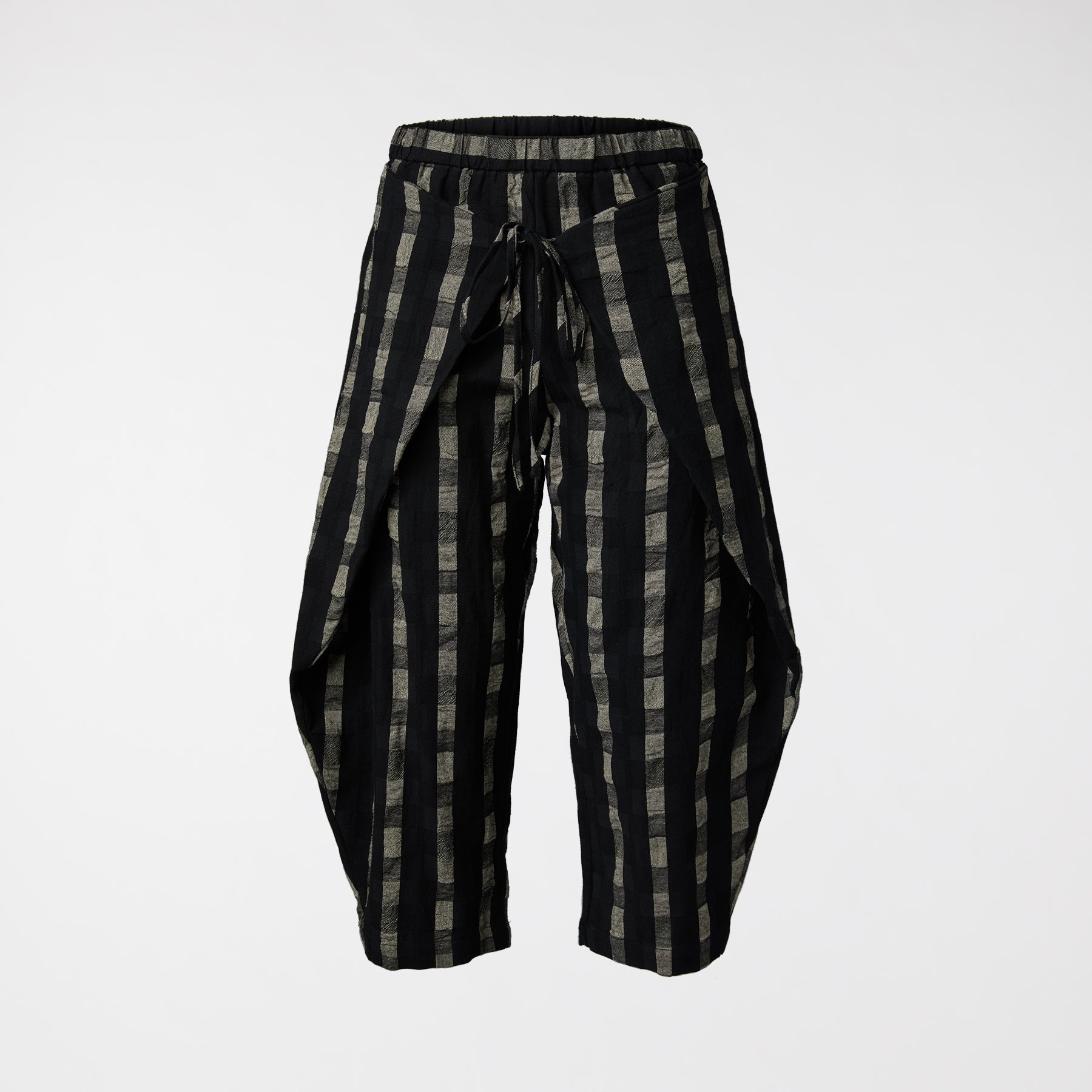 PANTALONI A QUADRI CON CHIUSURA A PORTAFOGLIO