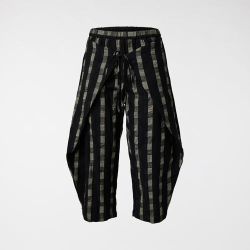 CHECKED TROUSERS WITH WALLET CLOSURE