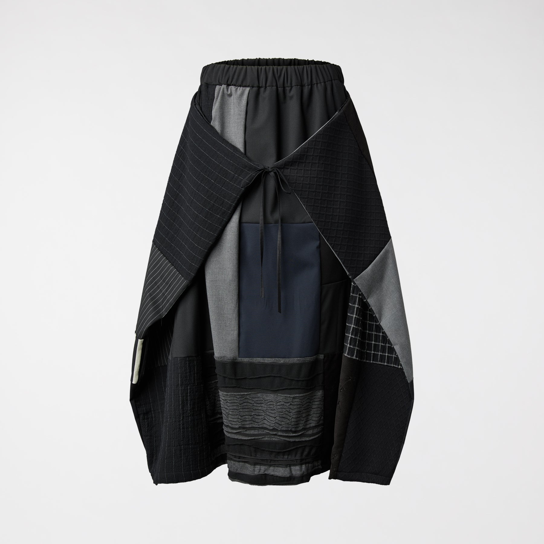 SPÓDNICA PORTFELOWA Z MATERIAŁU PATCHWORKOWEGO