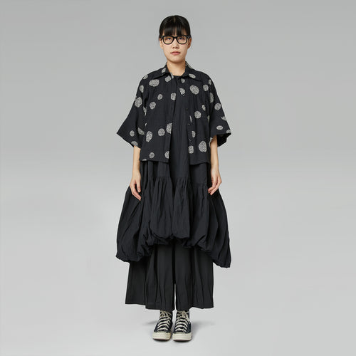 CAMICIA NERA CON DISEGNO IN RILIEVO