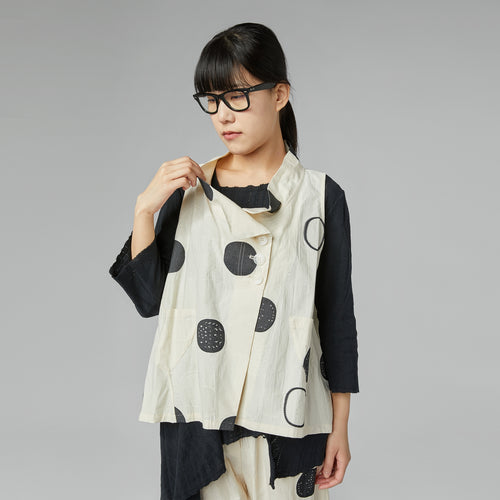 TOP W GROSZKI Z KOŁNIERZYKIEM MISKOWYM CZARNY