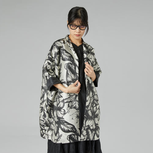 PEARLY KIMONO JACKET WITH FLOWERS