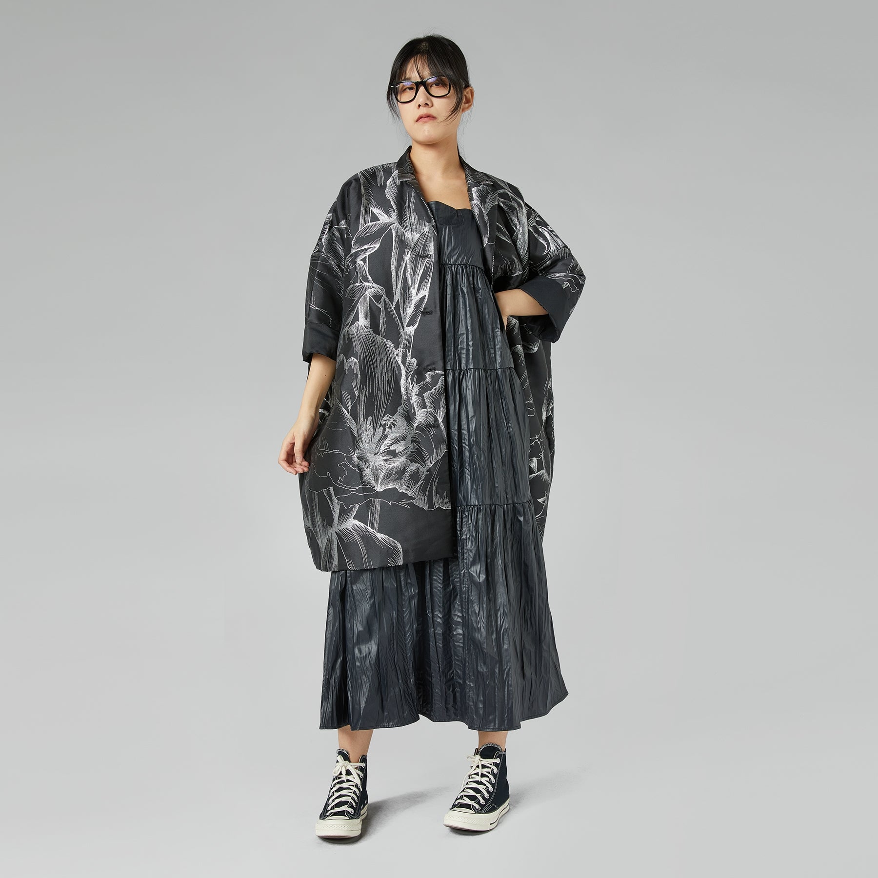 KIMONO JACKET WITH SILVER FLOWERS