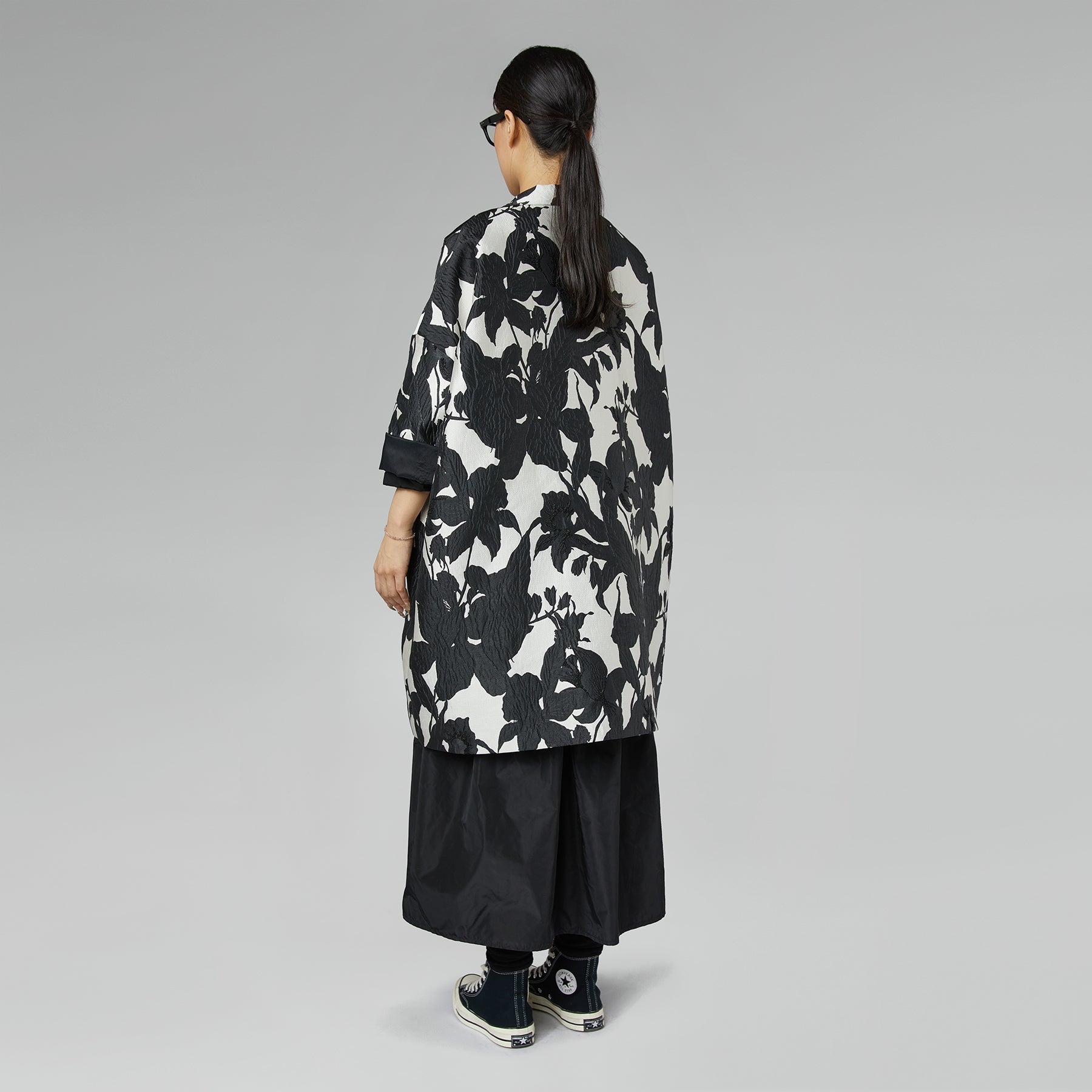 FLORAL KIMONO JACKET EMBOSSED