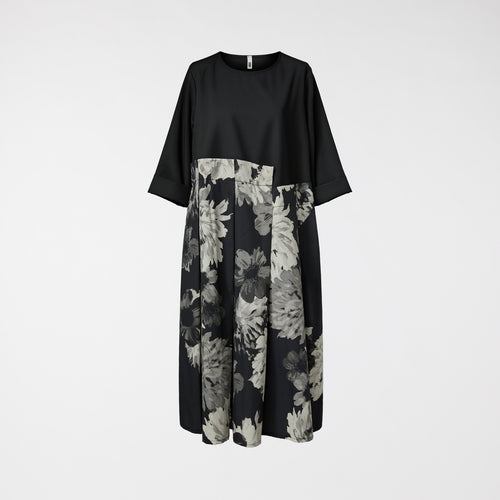 ABITO CON GONNA A FIORI