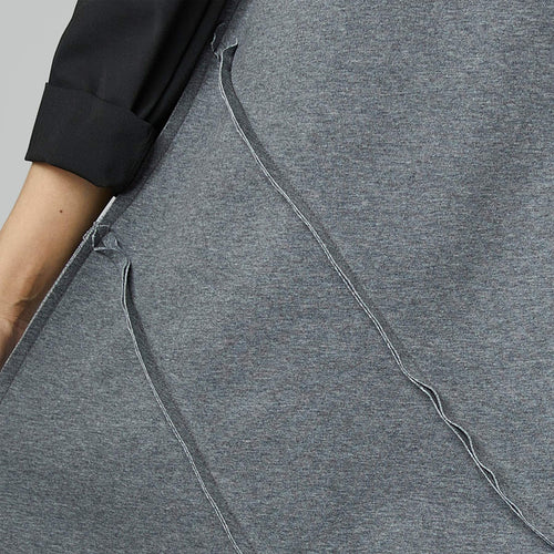 BALLOON DRESS WITH EXTERNAL STITCHING BLACK