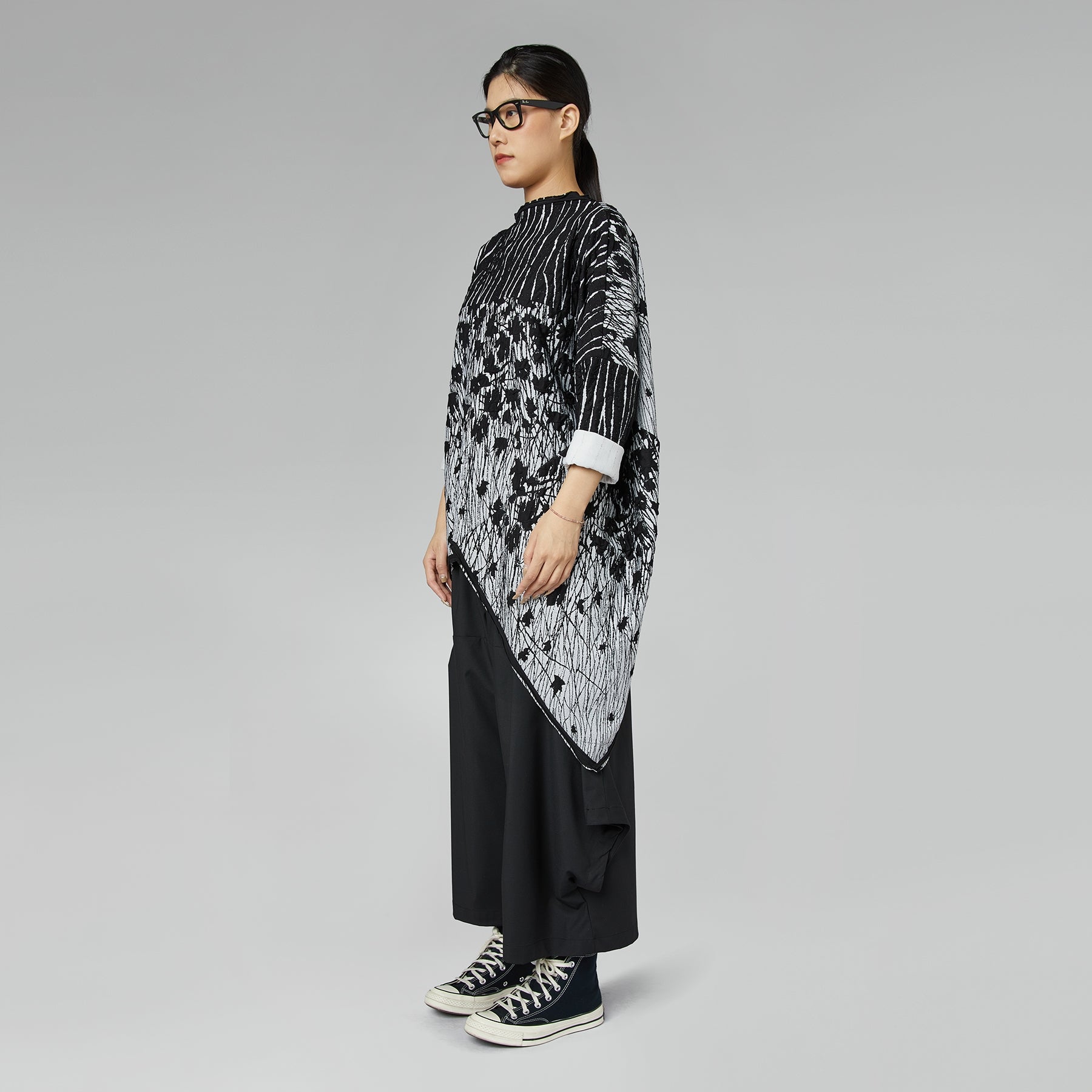 TROUSERS WITH SIDE HOLES