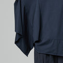 BLUZKA Z DZIANINOWYMI DETALAMI NIEBIESKA