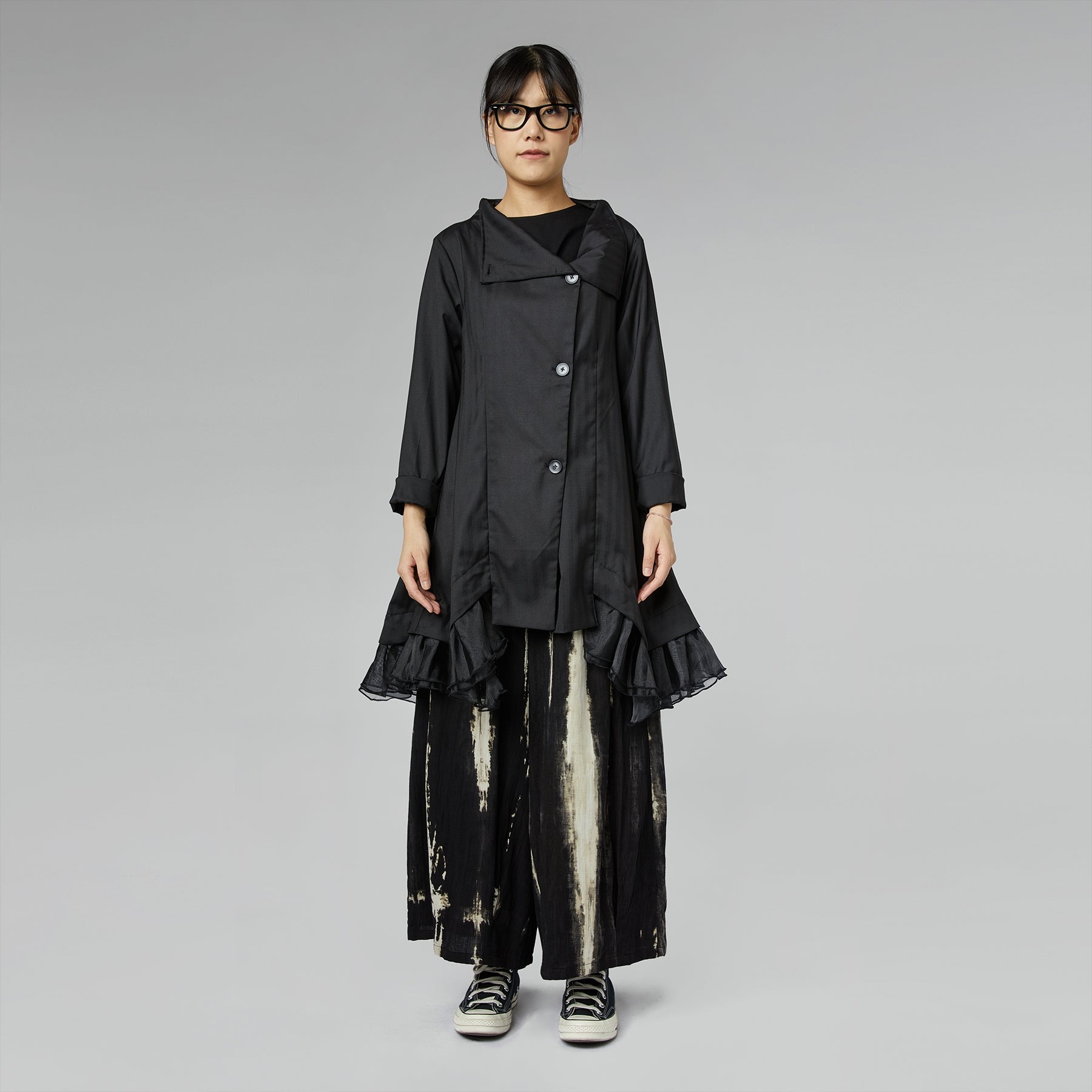 ELEGANT JACKET WITH TULLE