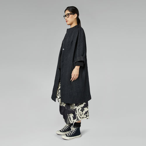 ELABORATED LIGHTWEIGHT COAT