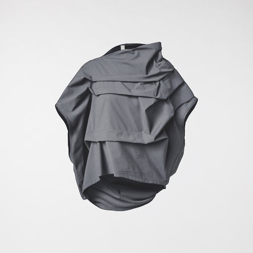 BLUSA PLISADA DE SARGA GRIS