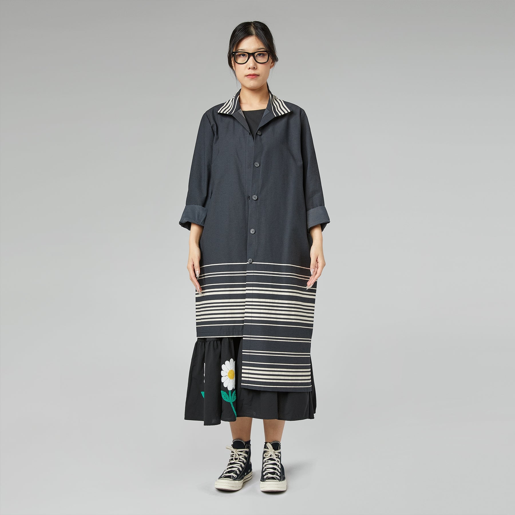 ASYMETRYCZNA PŁASZCZ W PASKI