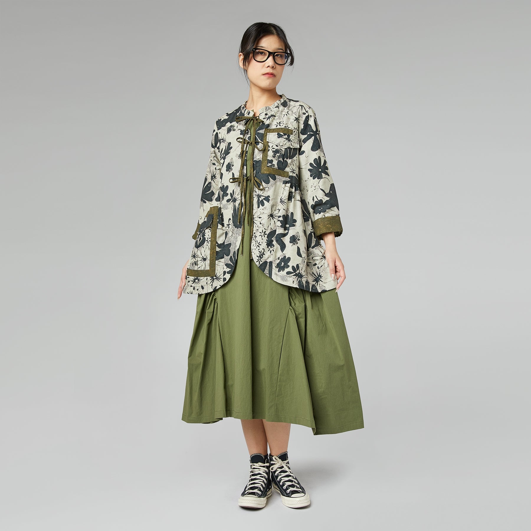 DRESS WITH PLEAT DETAIL PINK