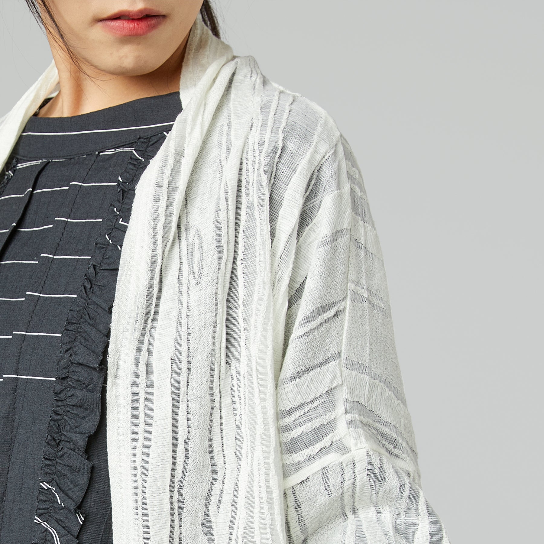 CARDIGAN A RIGHE BIANCO