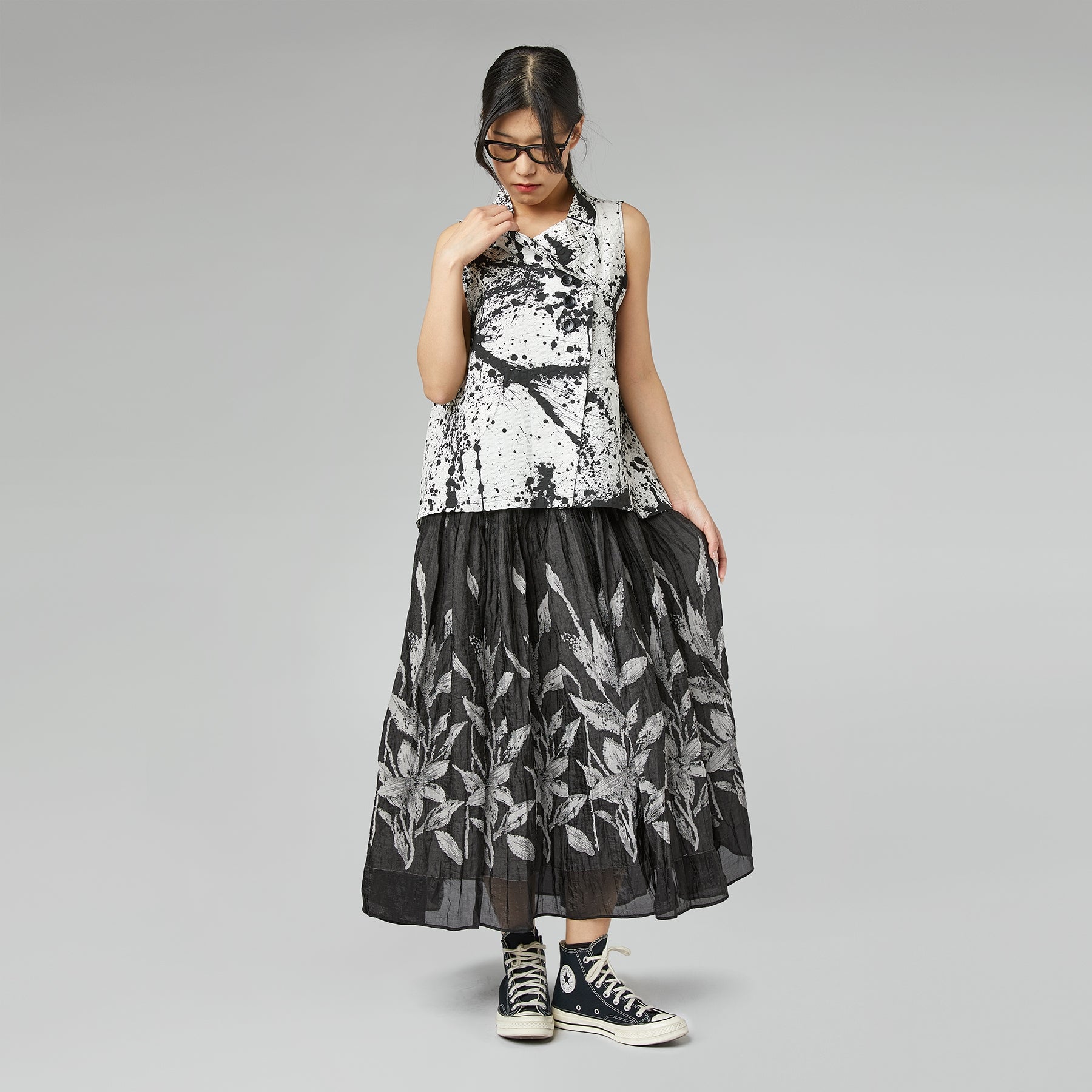 VEST WITH INK EFFECT