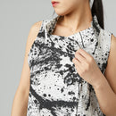 VEST WITH INK EFFECT